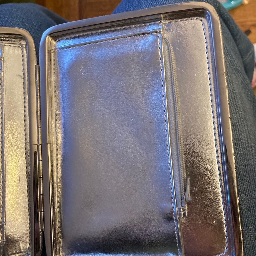 Wallet - Picture 7 of 7